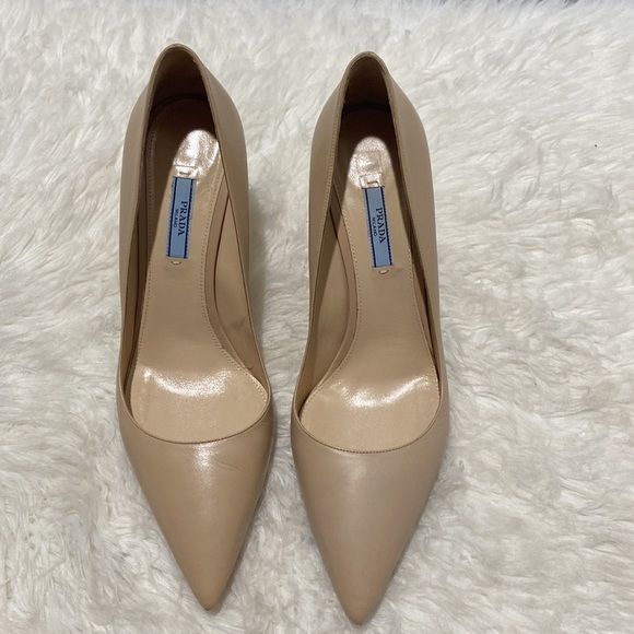 Prada‎ Pointed Toe pump size 41EU - Picture 10 of 11